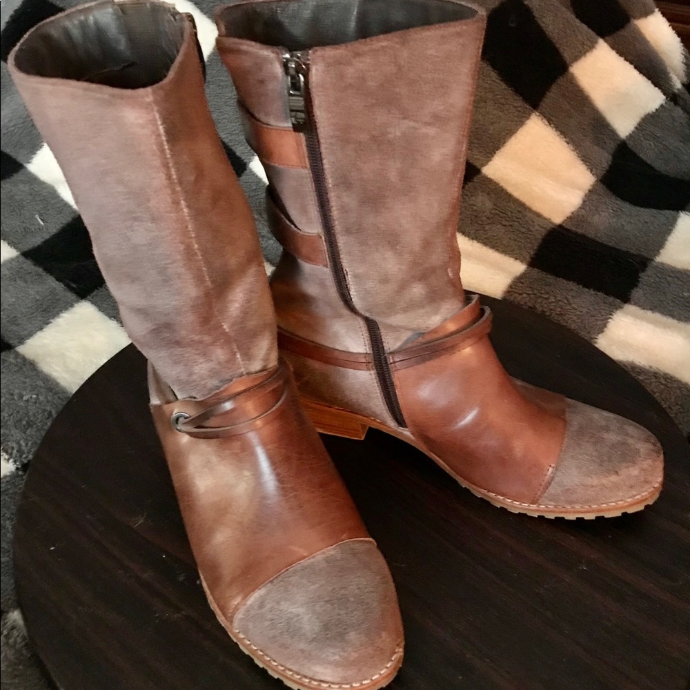 Size 40 Antelope mid calf, leather boots